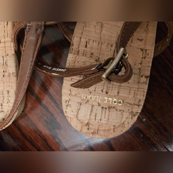 Cole Haan Britt Brown Sandals - 9.5 - Picture 4 of 6